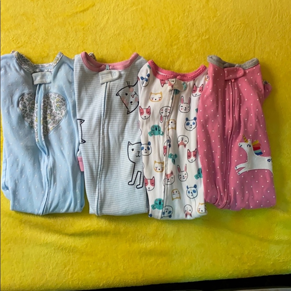 Carter’s 18 month Girls Footie Pajamas